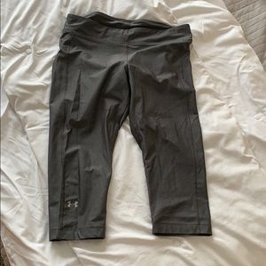 Women’s Under Armour Cropped Workout Leggings